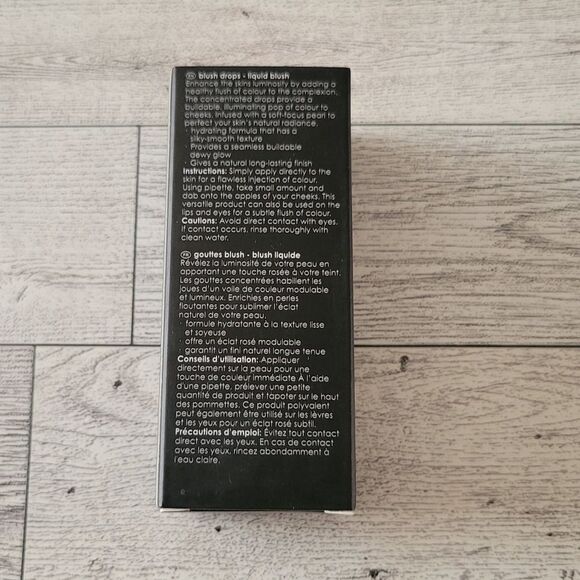 Rodial Liquid Blush drops in Frosted Pink - Picture 4 of 9